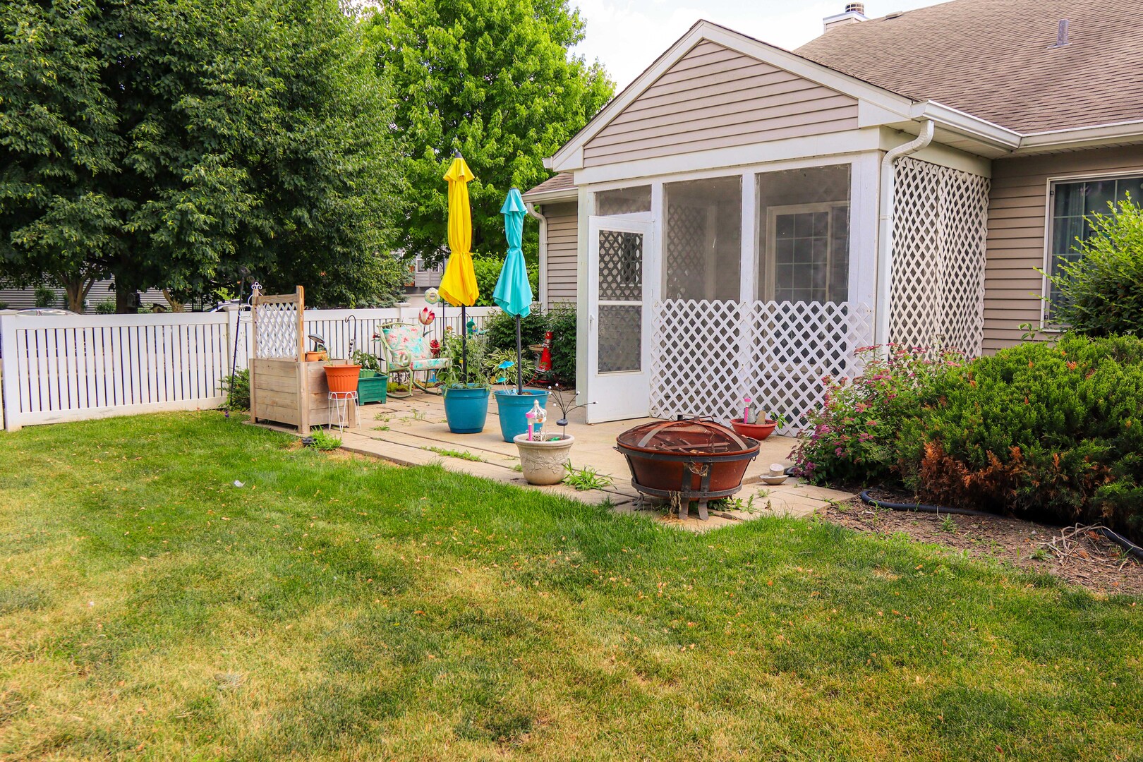 1286 Chestnut Lane, Yorkville, IL 60560
