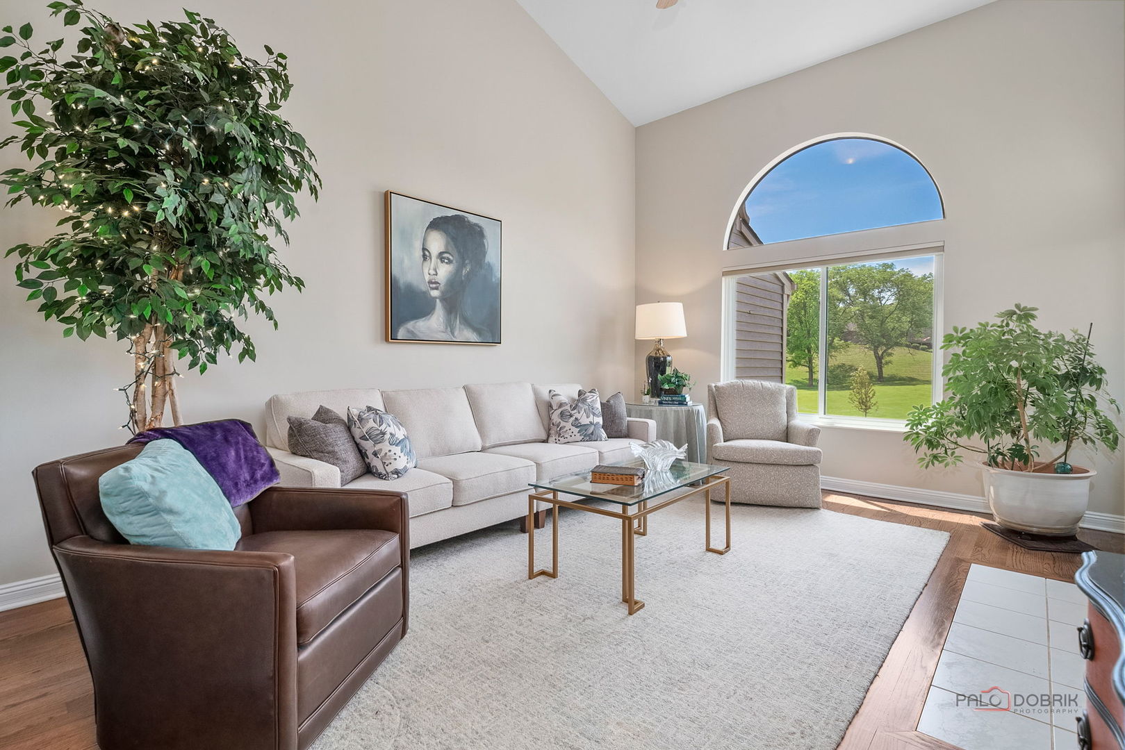 525 WHITE OAK Lane #26525, Lake Barrington, IL 60010