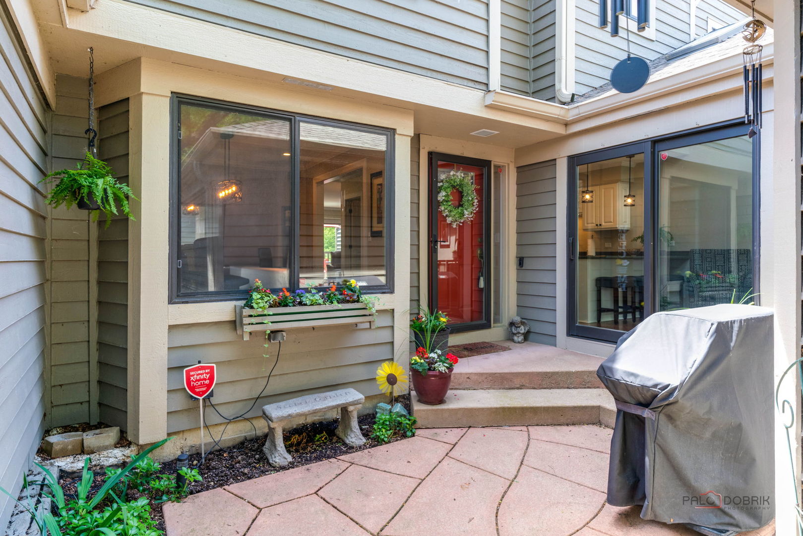 525 WHITE OAK Lane #26525, Lake Barrington, IL 60010
