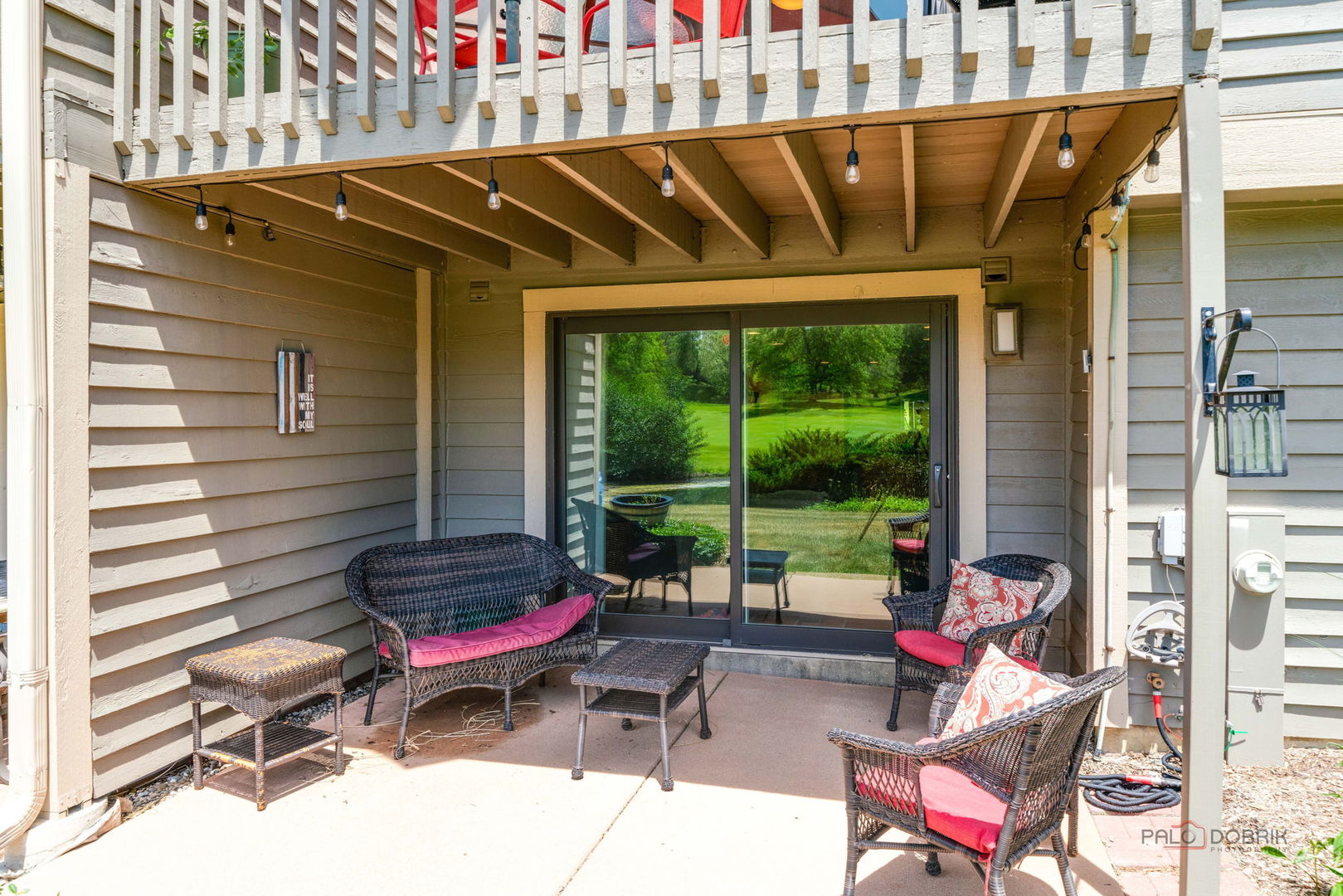 525 WHITE OAK Lane #26525, Lake Barrington, IL 60010
