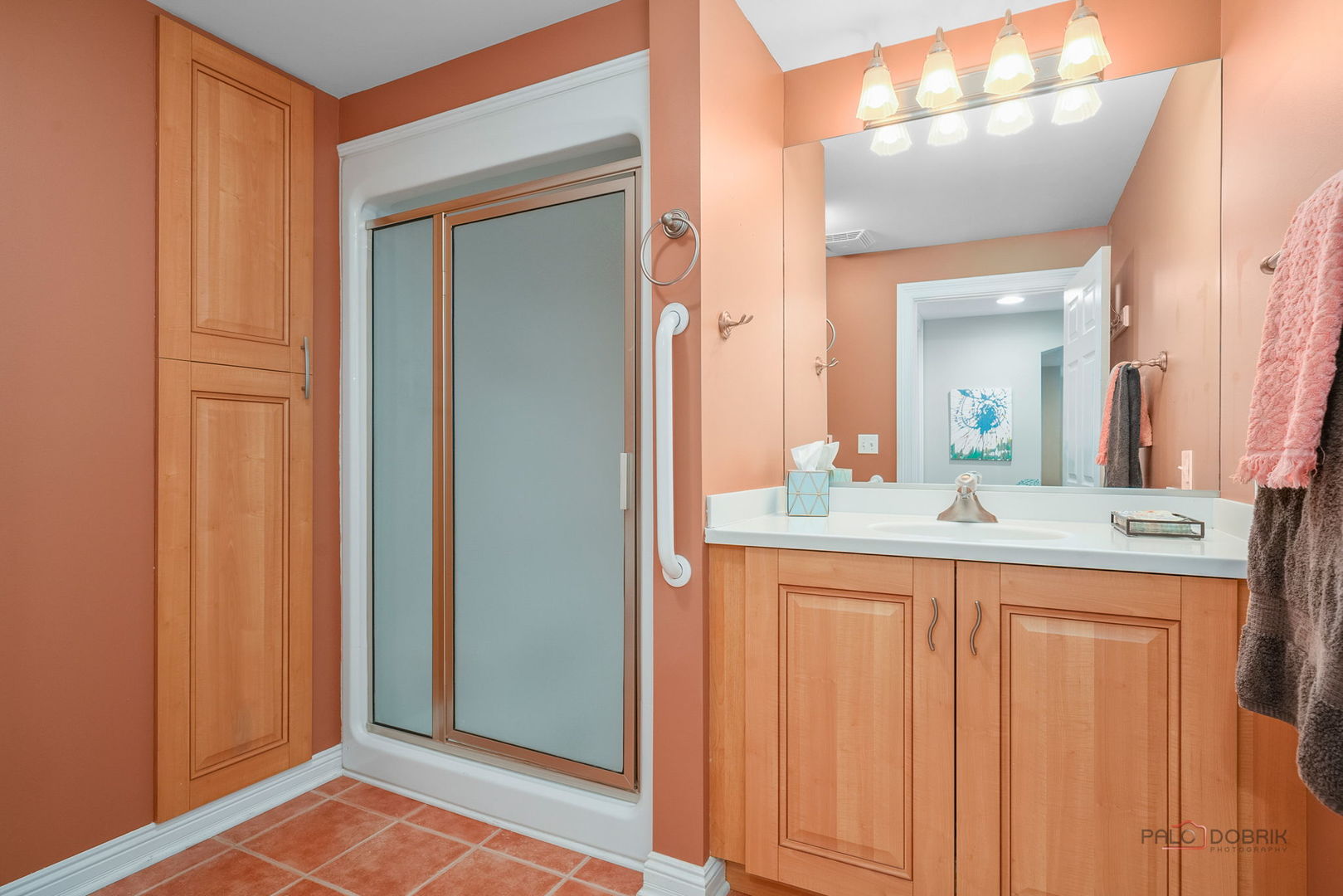 525 WHITE OAK Lane #26525, Lake Barrington, IL 60010