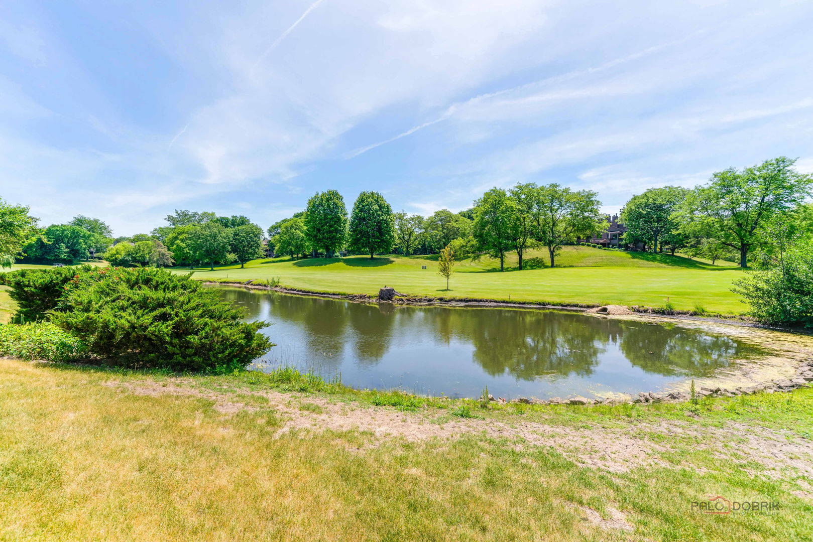 525 WHITE OAK Lane #26525, Lake Barrington, IL 60010
