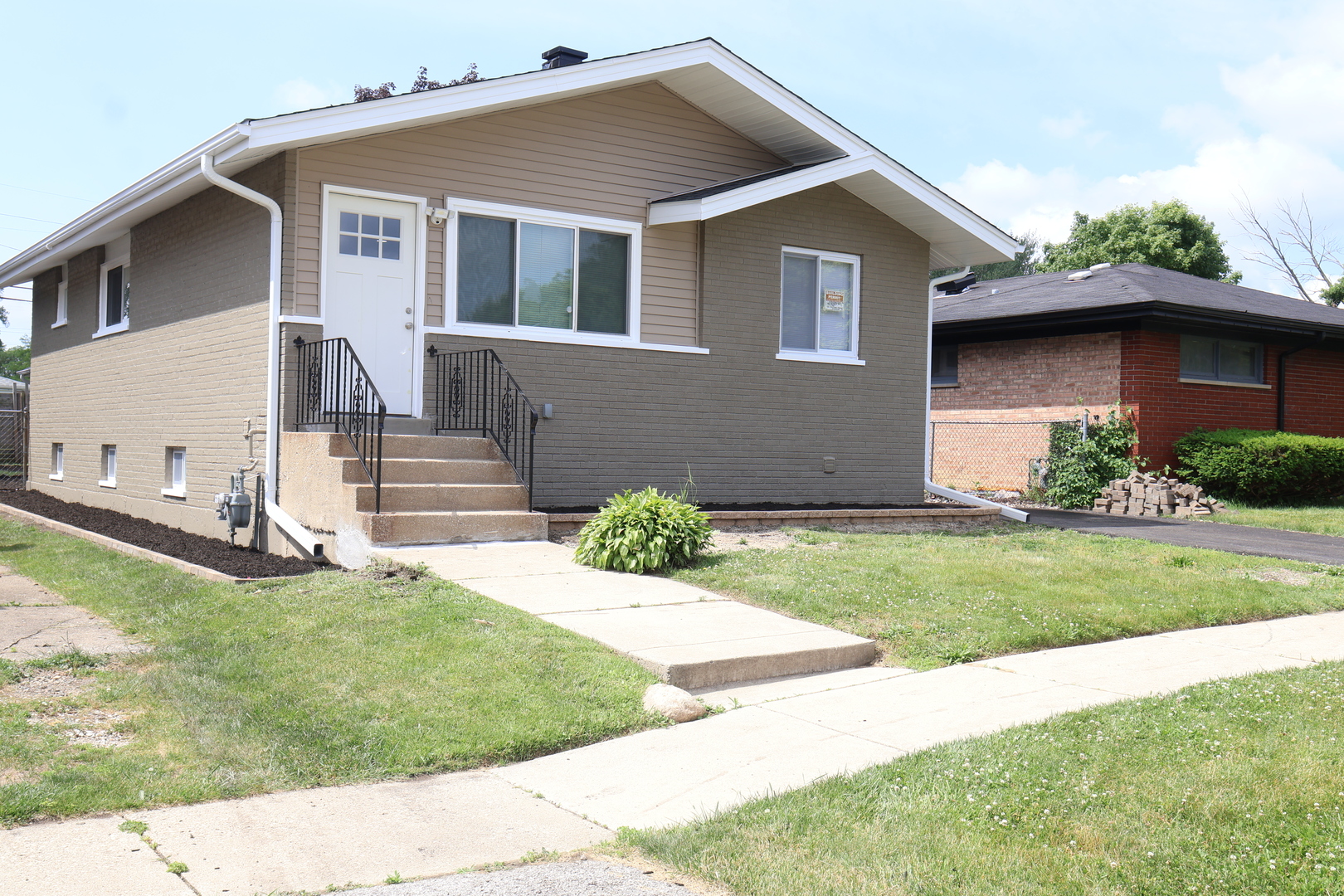 2853 140th Place, Blue Island, IL 60406