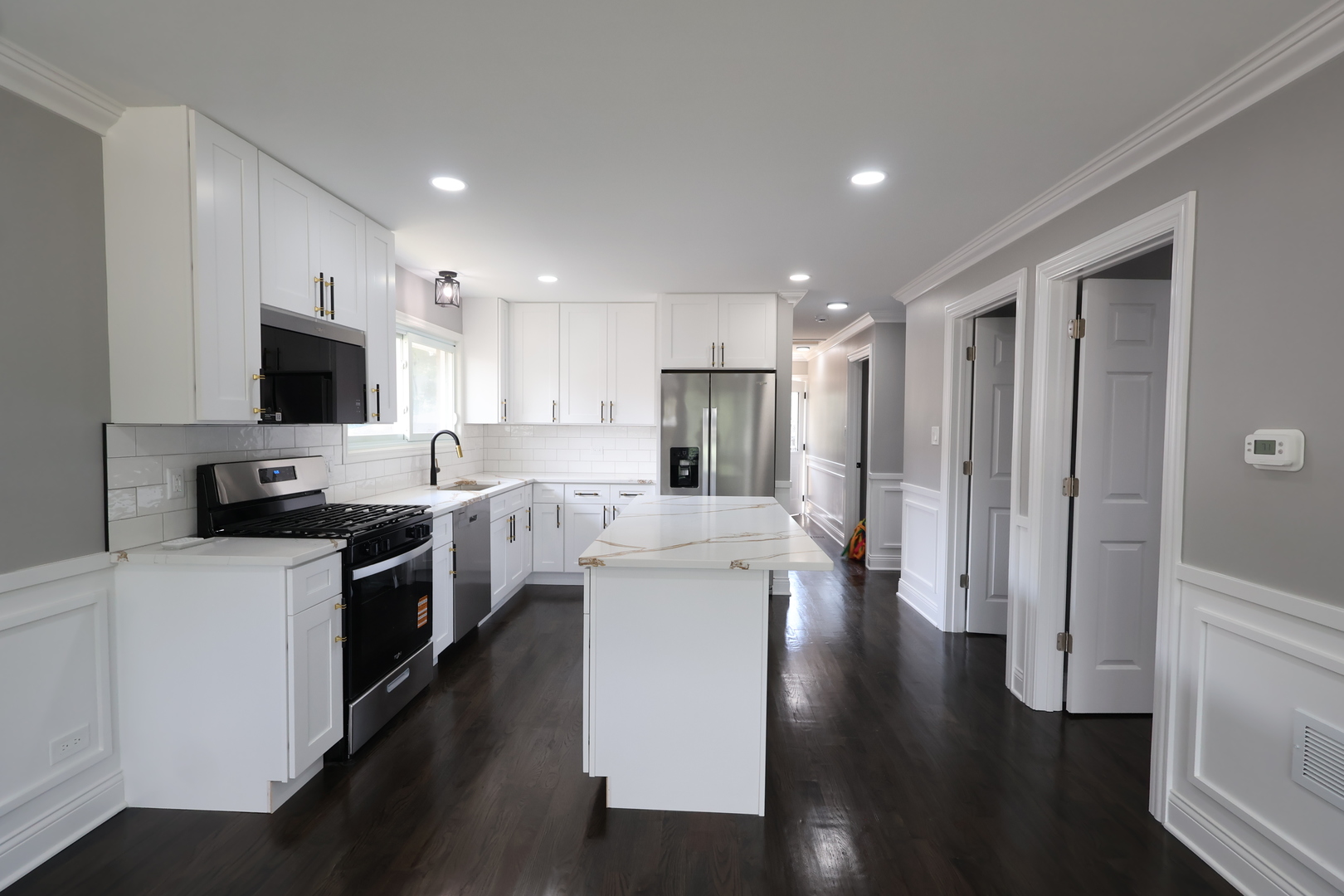 2853 140th Place, Blue Island, IL 60406