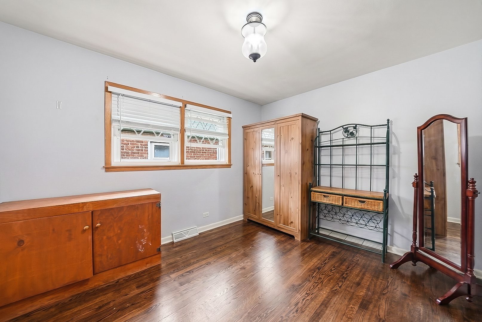 6348 S LAPORTE Avenue, Chicago, IL 60638