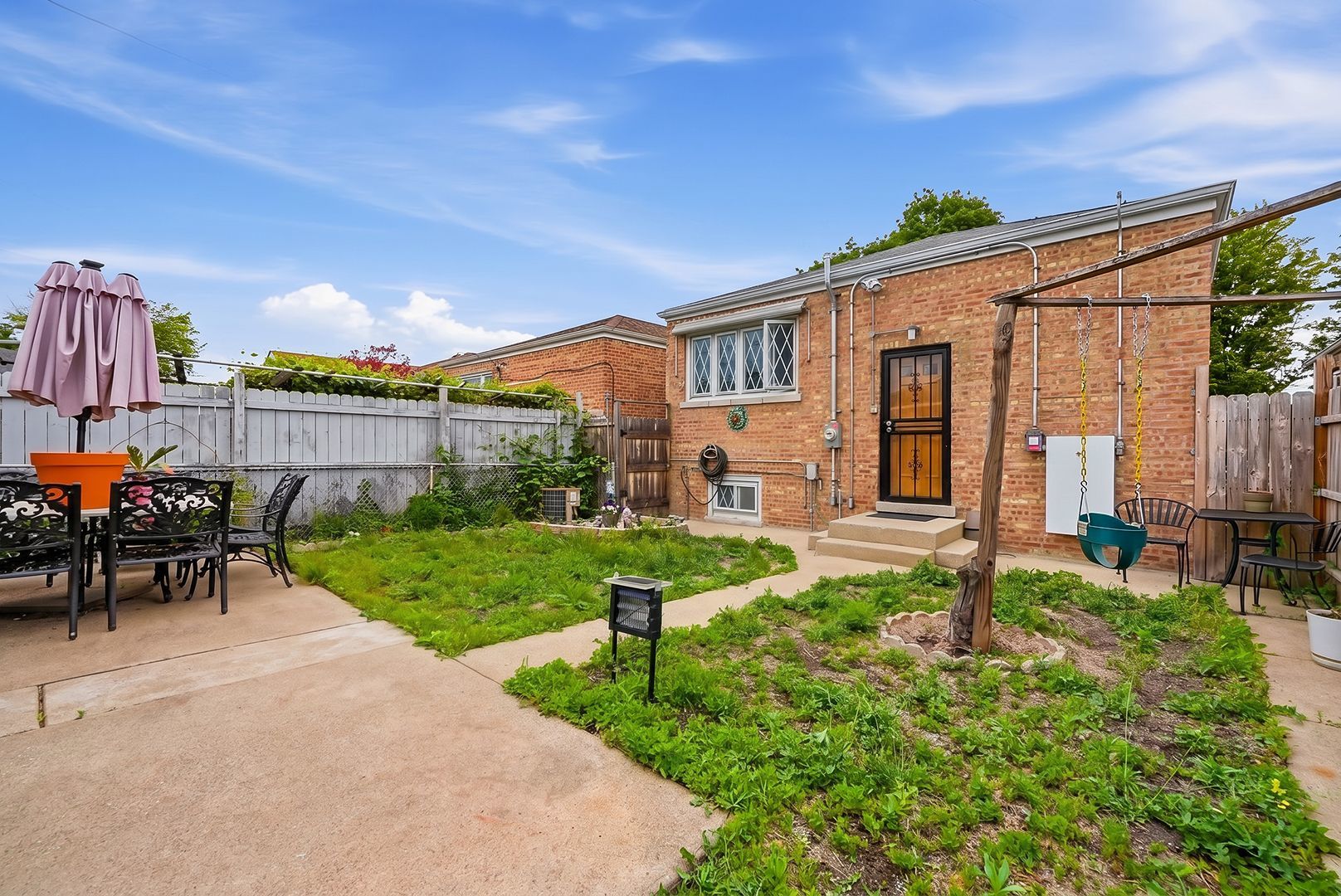 6348 S LAPORTE Avenue, Chicago, IL 60638