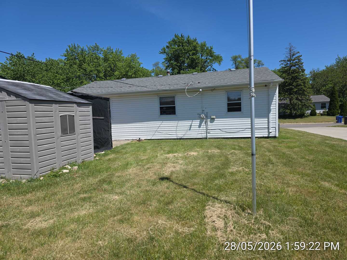 148 Pecos Circle, Carpentersville, IL 60110