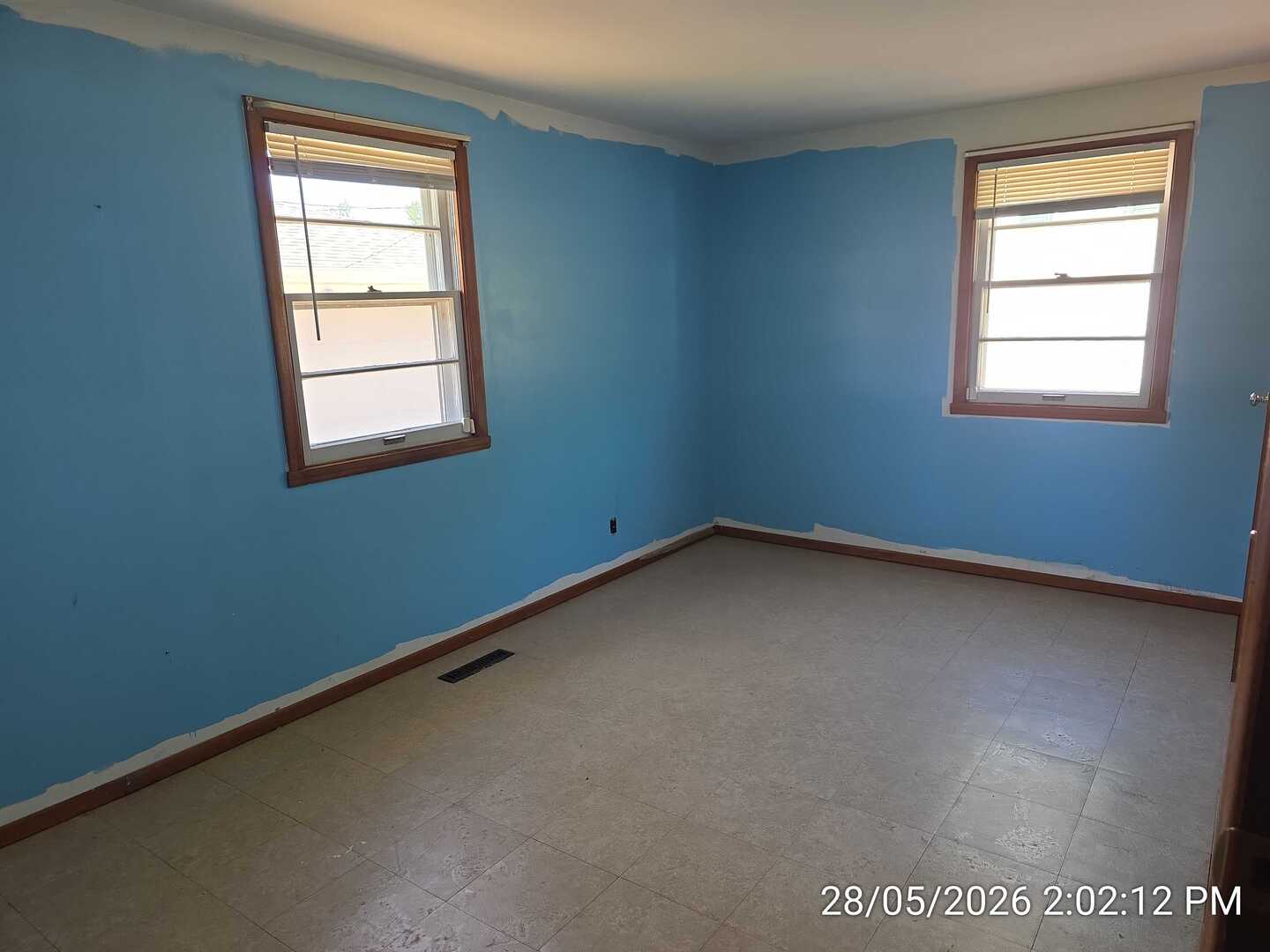 148 Pecos Circle, Carpentersville, IL 60110