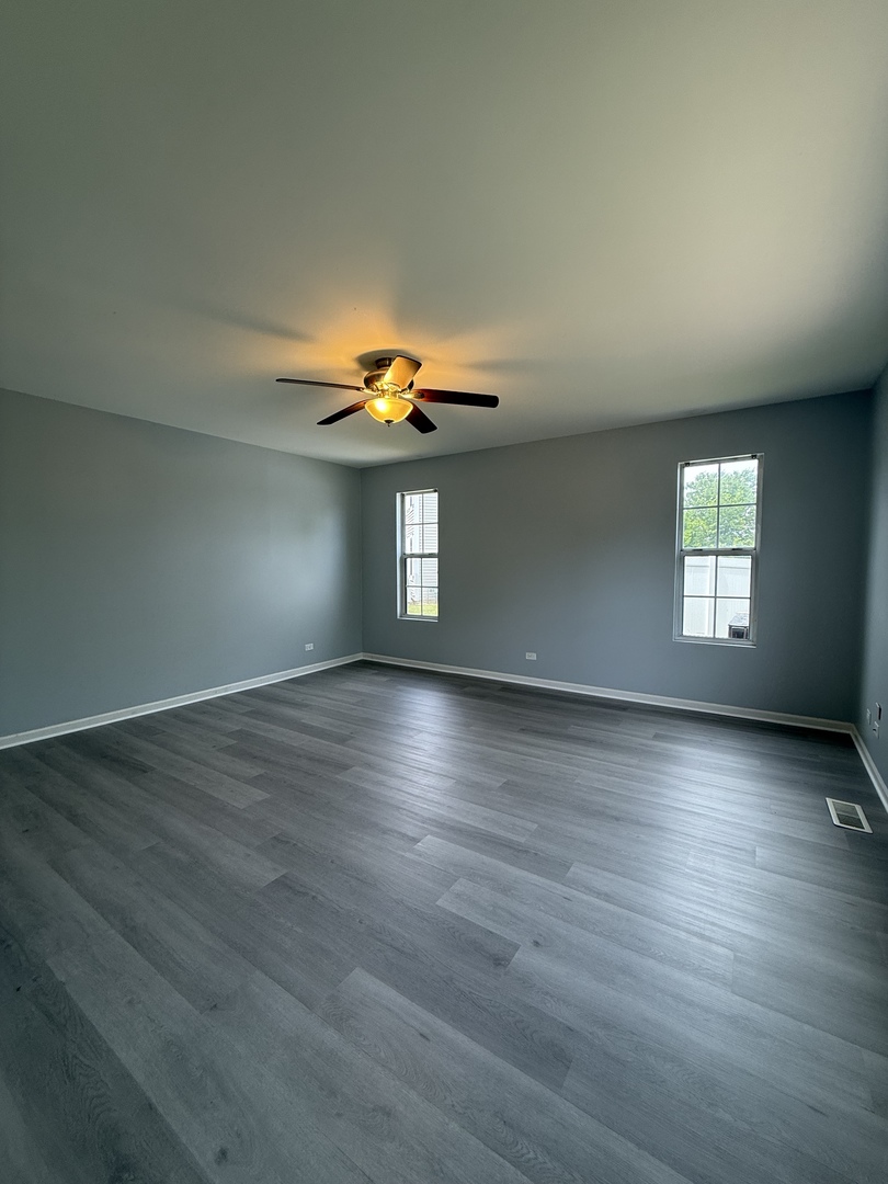 216 Ironbark Way, Bolingbrook, IL 60440