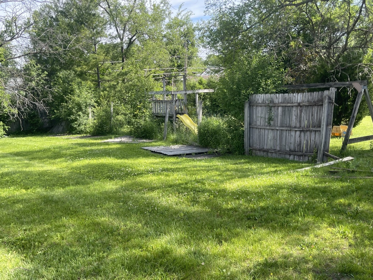 400 E Altgeld Avenue, Glendale Heights, IL 60139