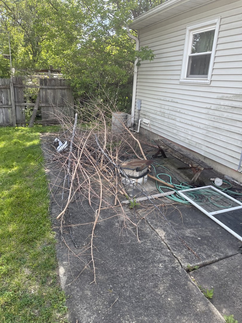 400 E Altgeld Avenue, Glendale Heights, IL 60139