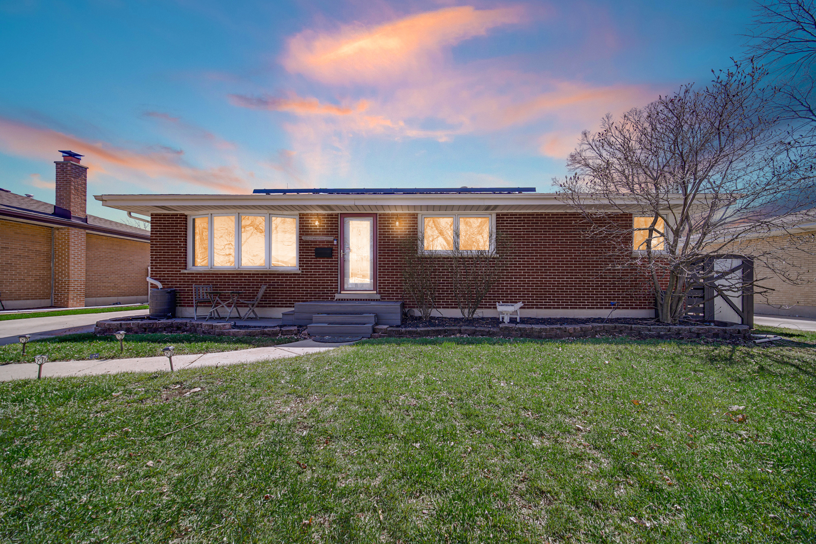 661 W Saint Aubin Drive, Addison, IL 60101