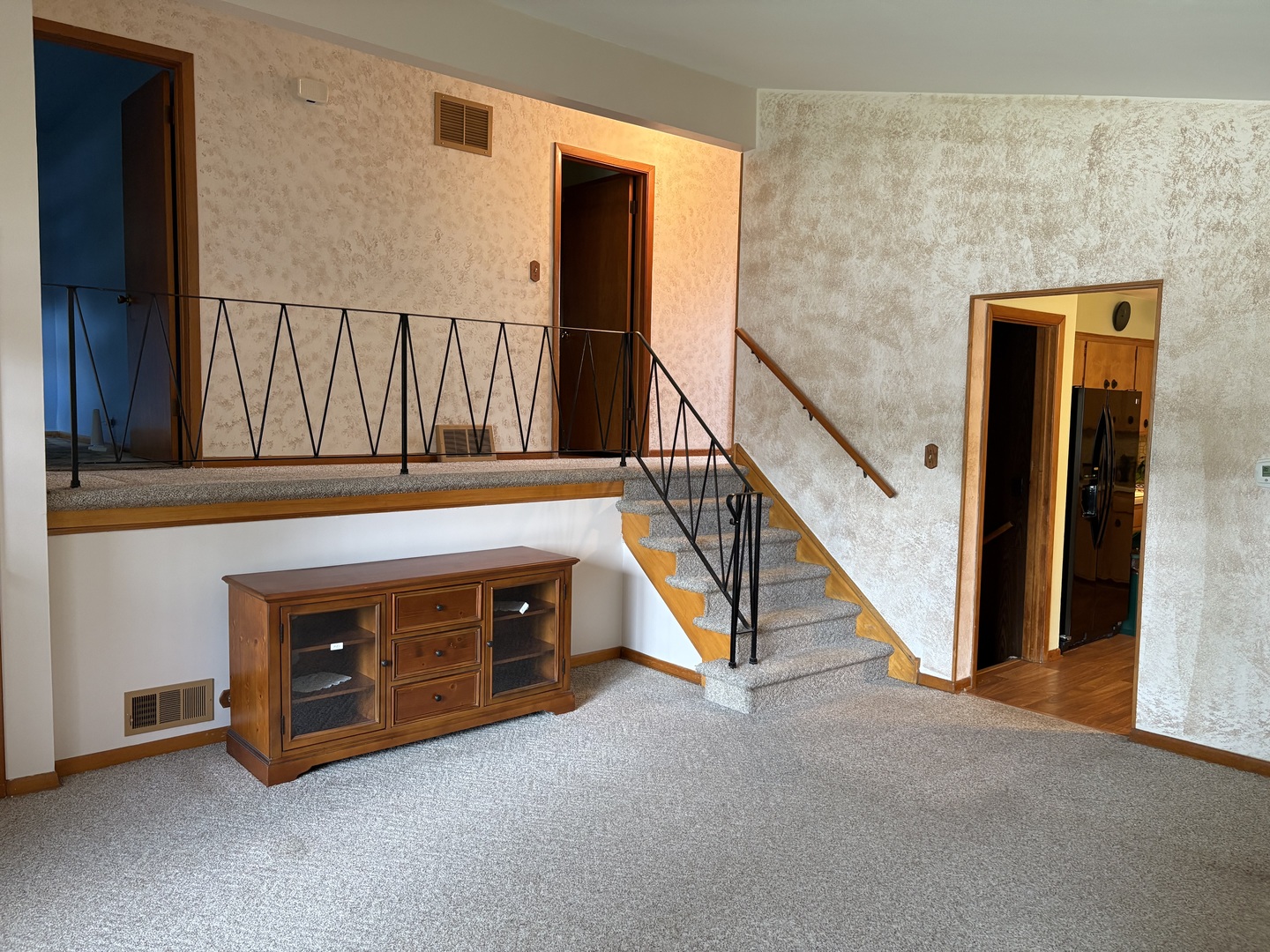 14325 Kedvale Avenue, Midlothian, IL 60445