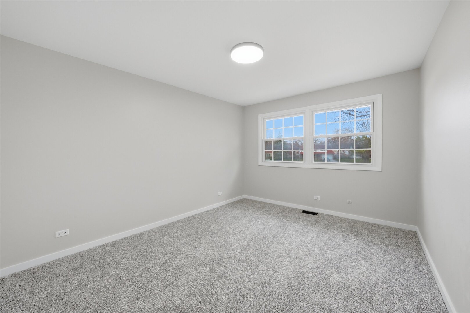 6S656 Avon Court, Naperville, IL 60540