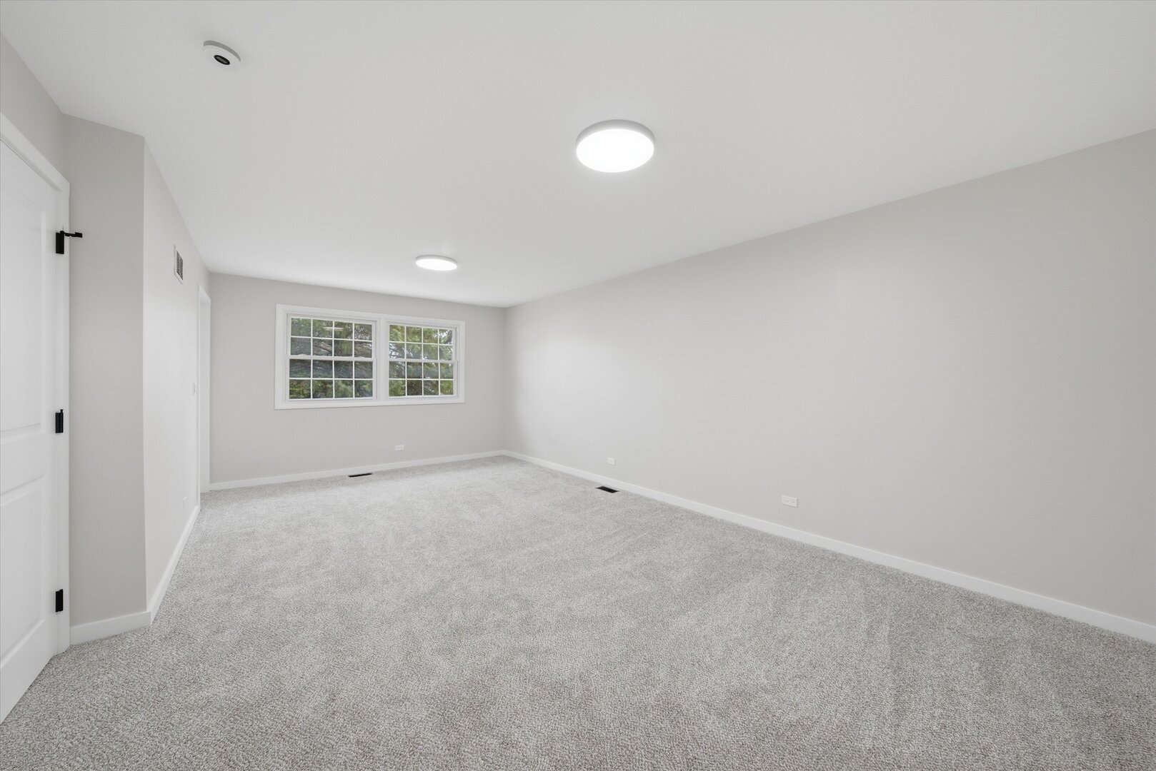 6S656 Avon Court, Naperville, IL 60540
