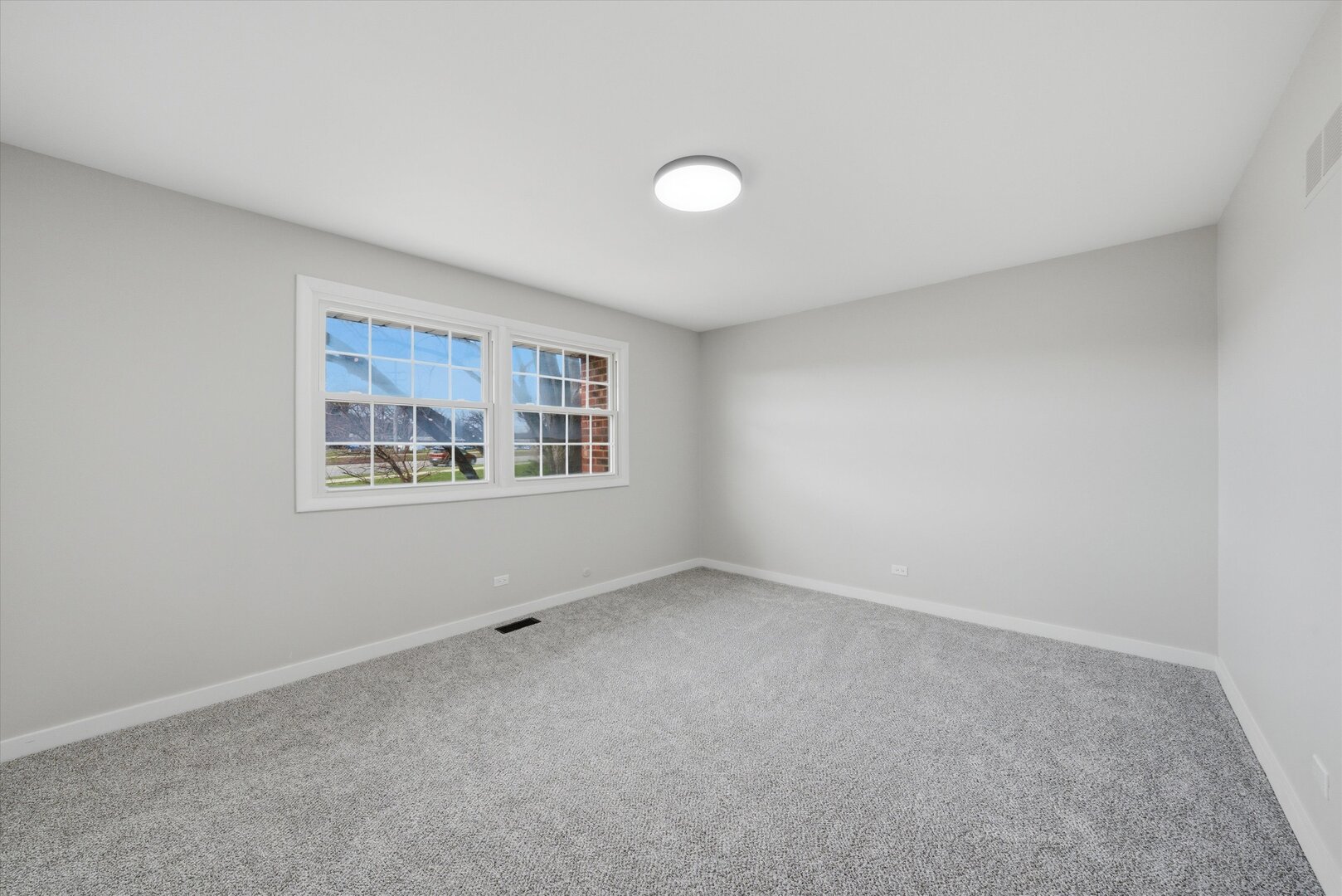 6S656 Avon Court, Naperville, IL 60540