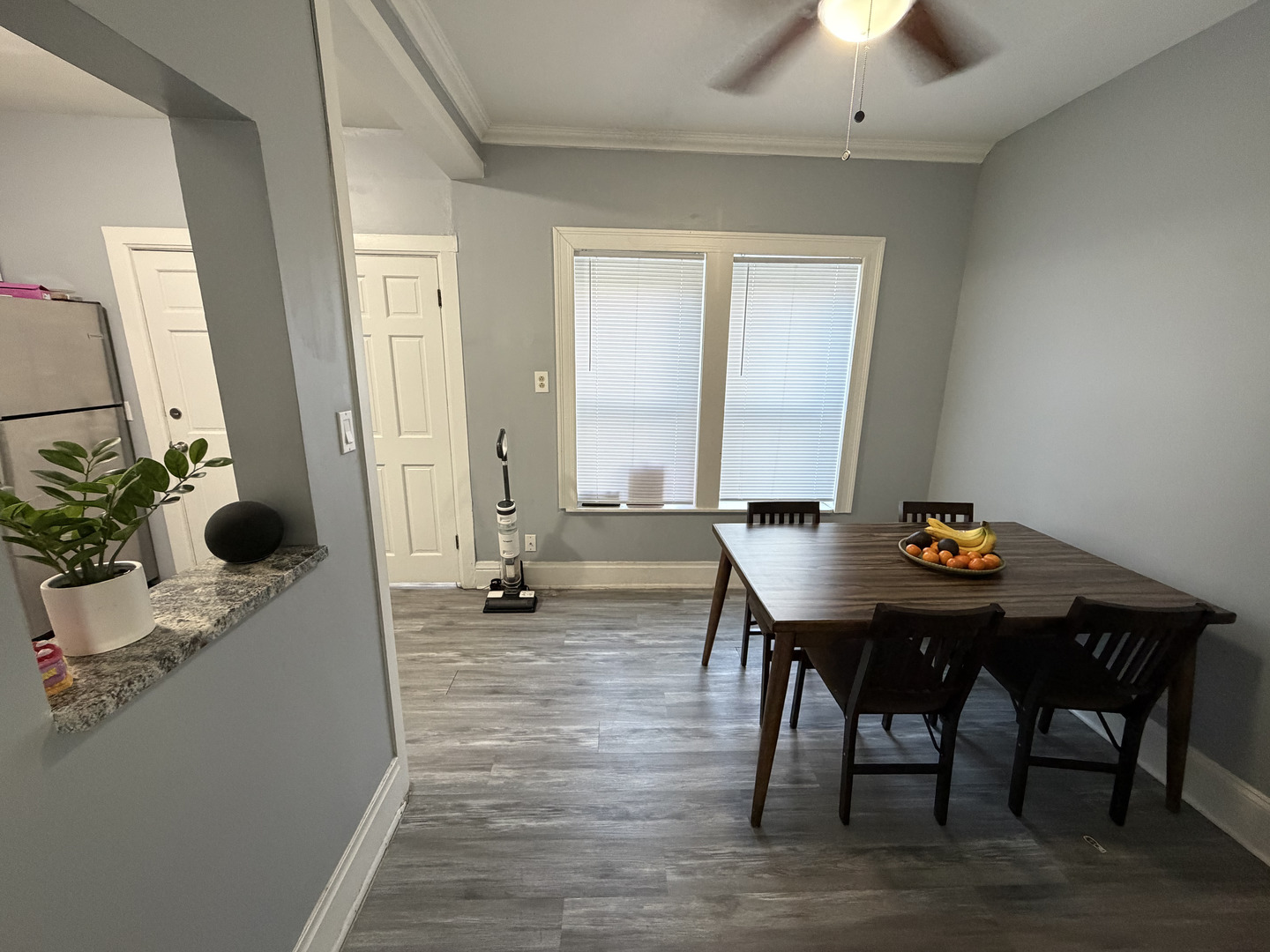 6S381 4th Street, Eola, IL 60519