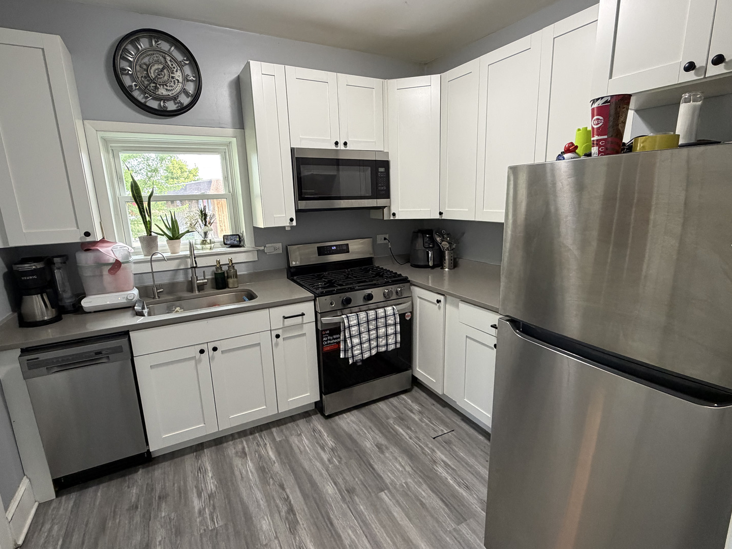 6S381 4th Street, Eola, IL 60519