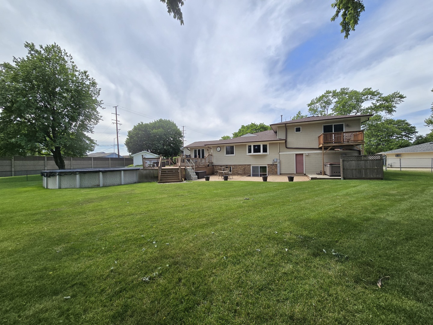 1413 Weyers Court, Schaumburg, IL 60193
