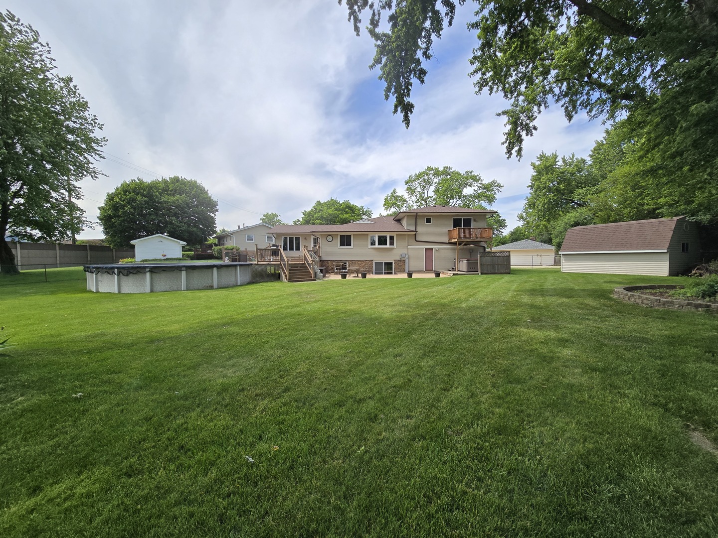 1413 Weyers Court, Schaumburg, IL 60193