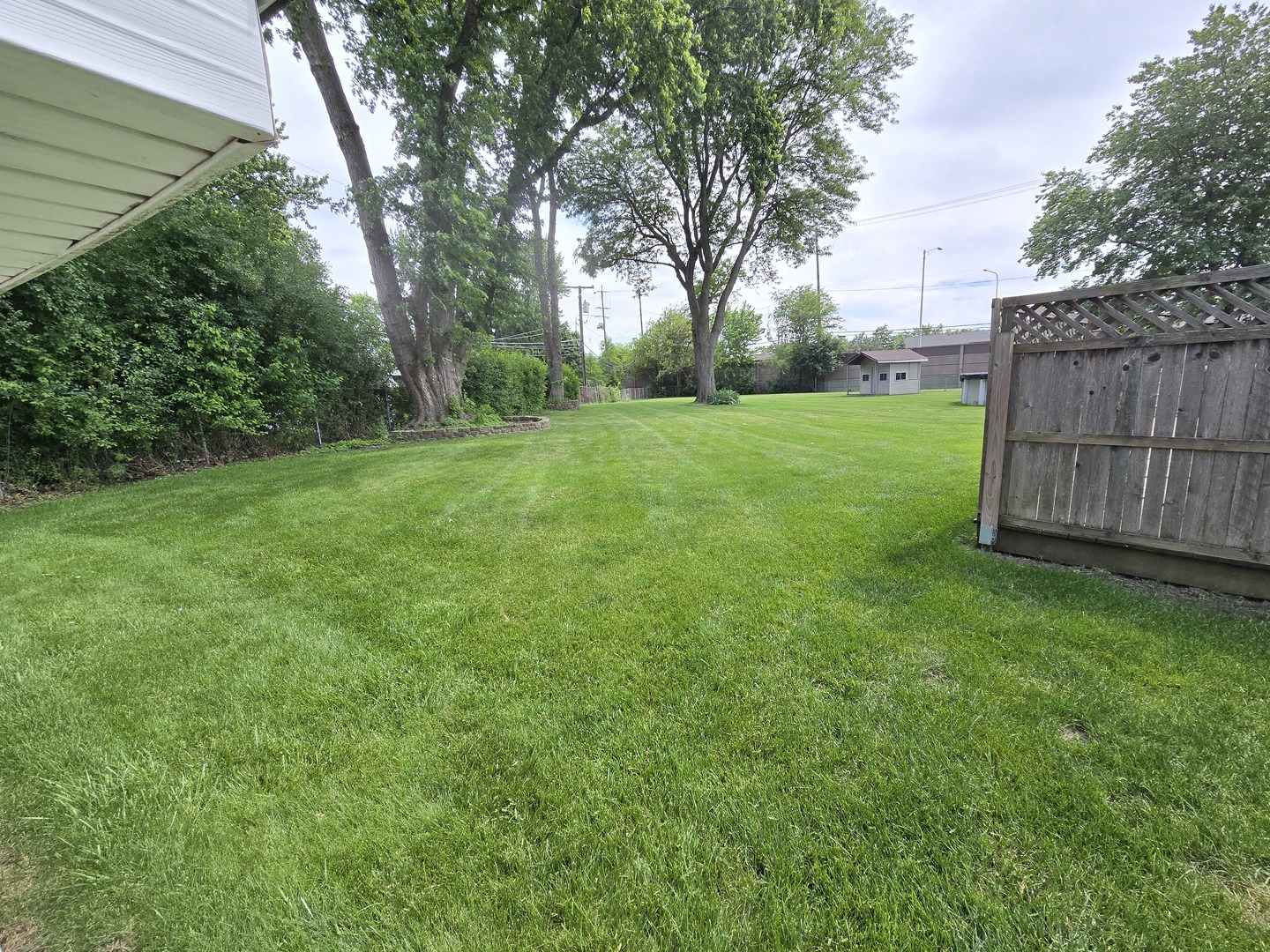 1413 Weyers Court, Schaumburg, IL 60193