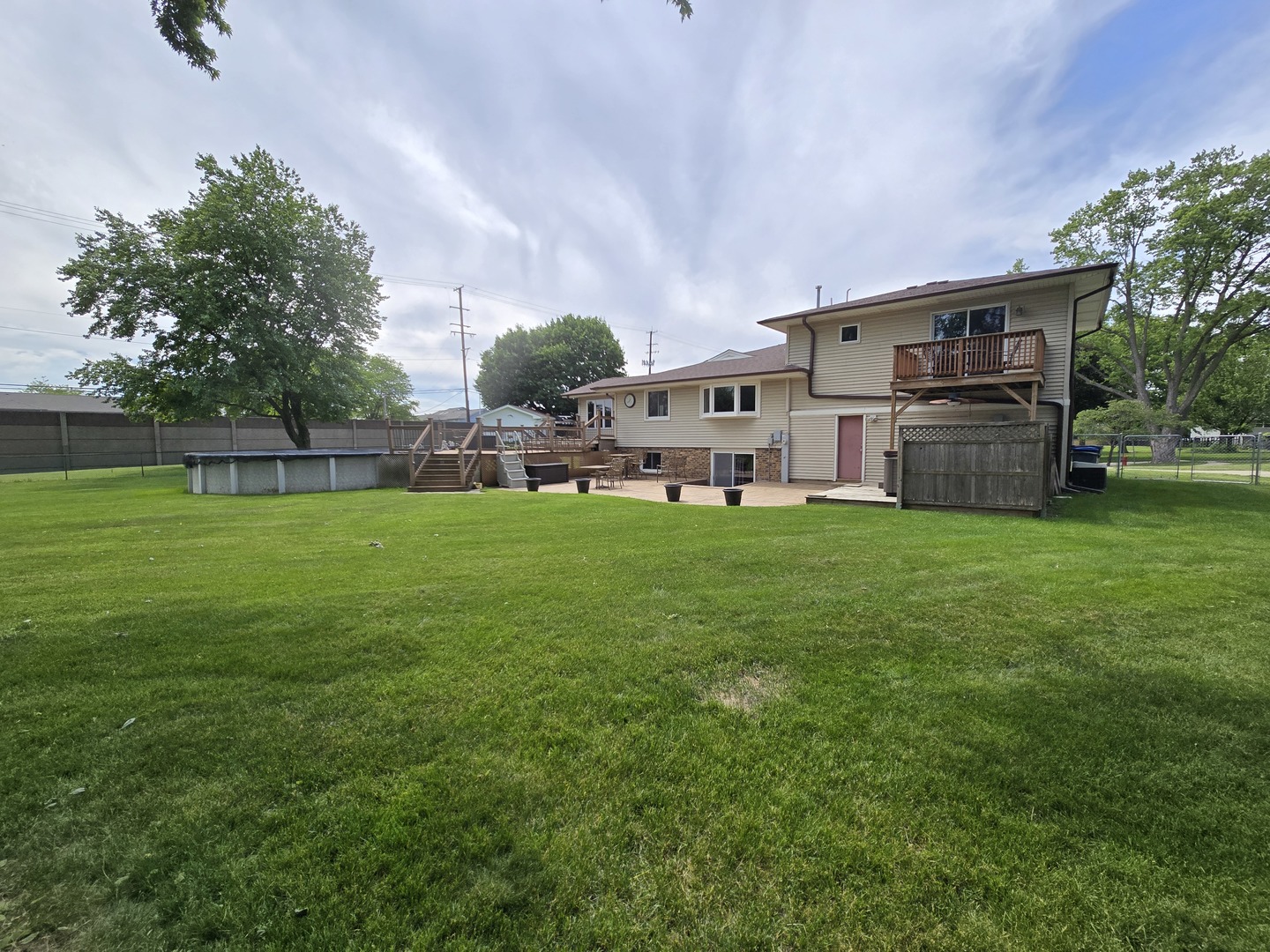 1413 Weyers Court, Schaumburg, IL 60193