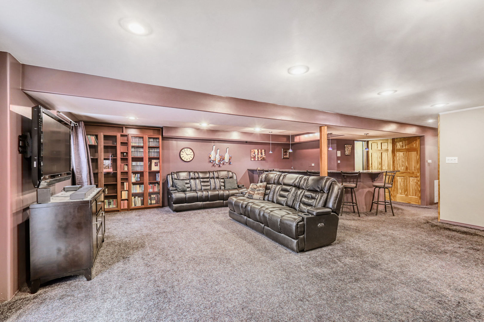 1413 Weyers Court, Schaumburg, IL 60193