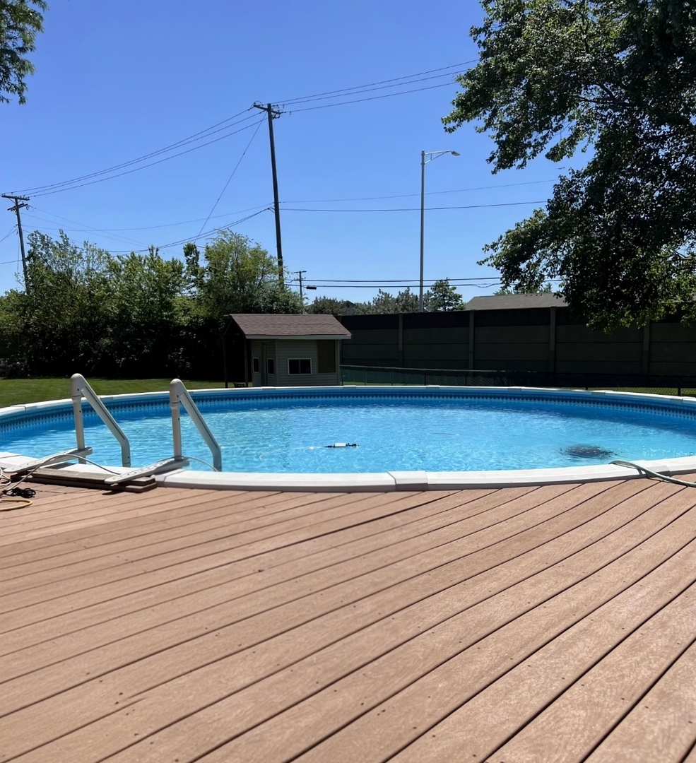 1413 Weyers Court, Schaumburg, IL 60193