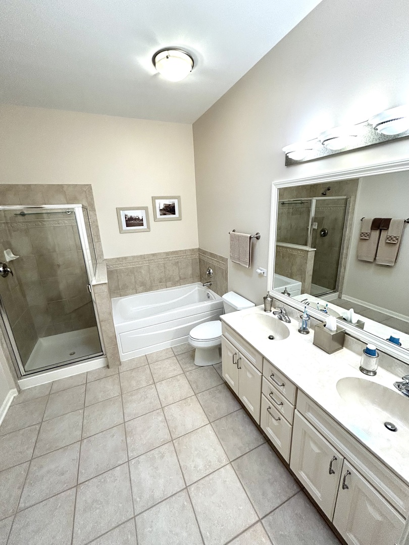 16422 Crescent Lake Court #16422, Crest Hill, IL 60403