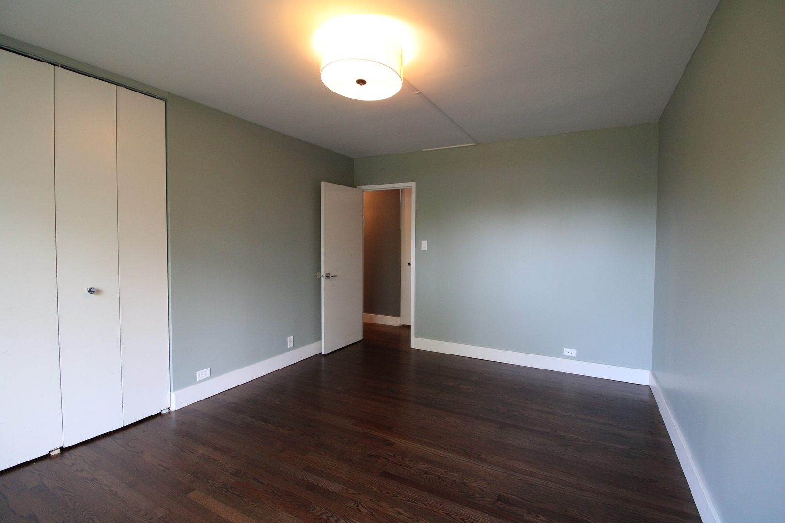7061 N Kedzie Avenue #116, Chicago, IL 60645