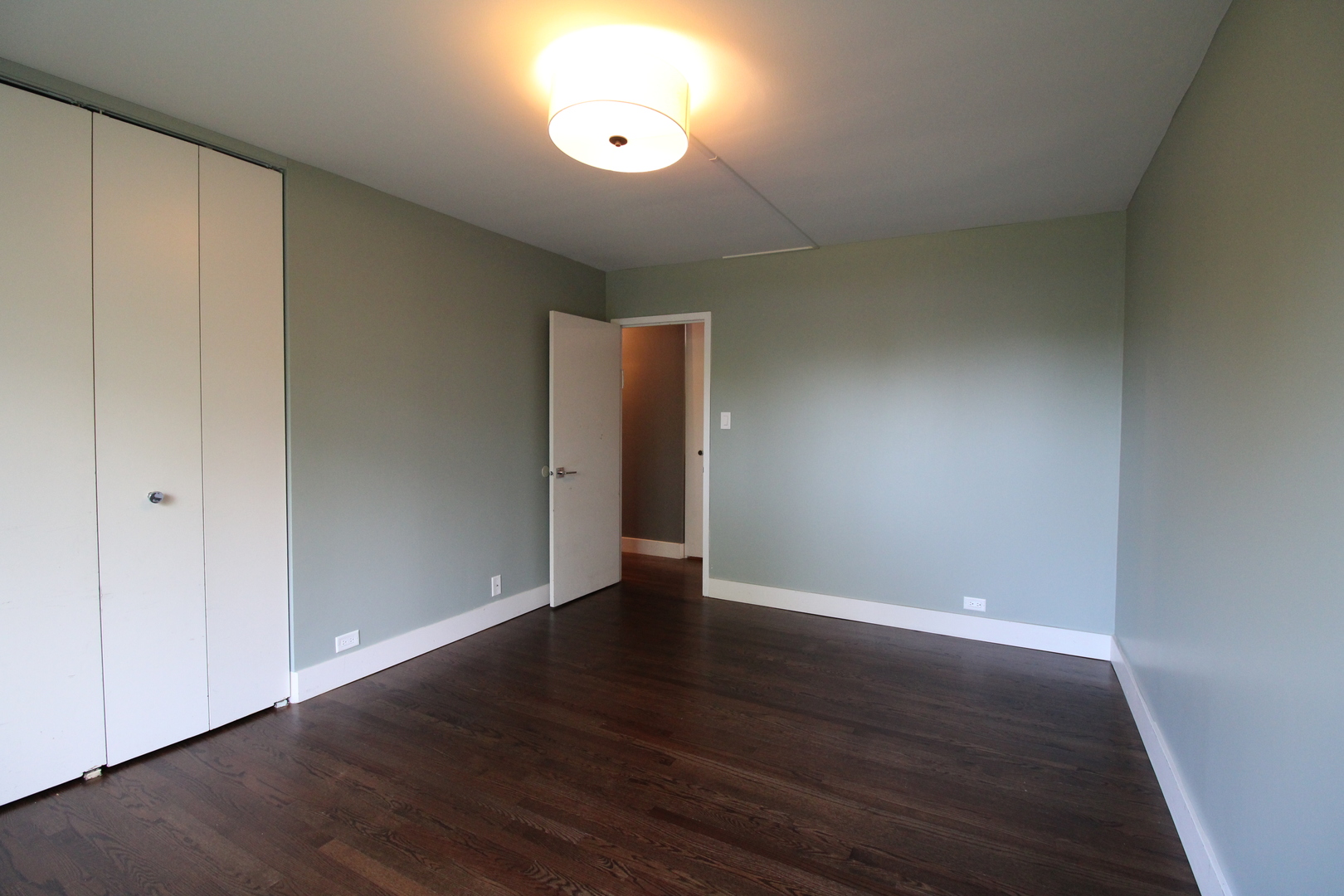 7061 N Kedzie Avenue #116, Chicago, IL 60645