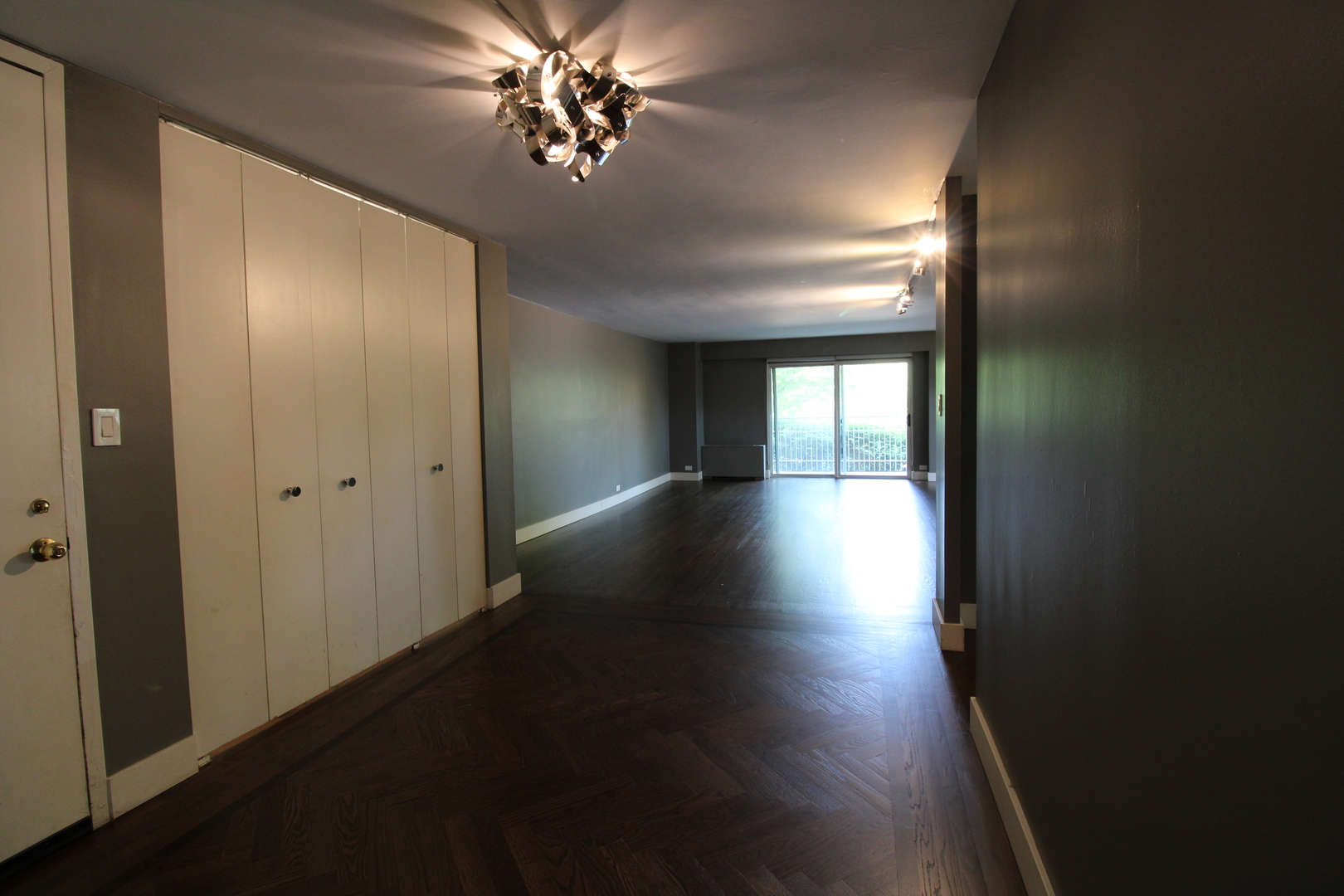 7061 N Kedzie Avenue #116, Chicago, IL 60645