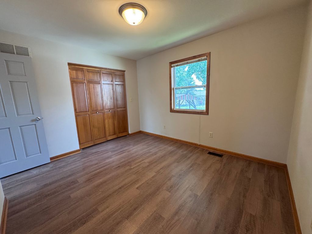 1353 Lakeview Avenue, Rockdale, IL 60436