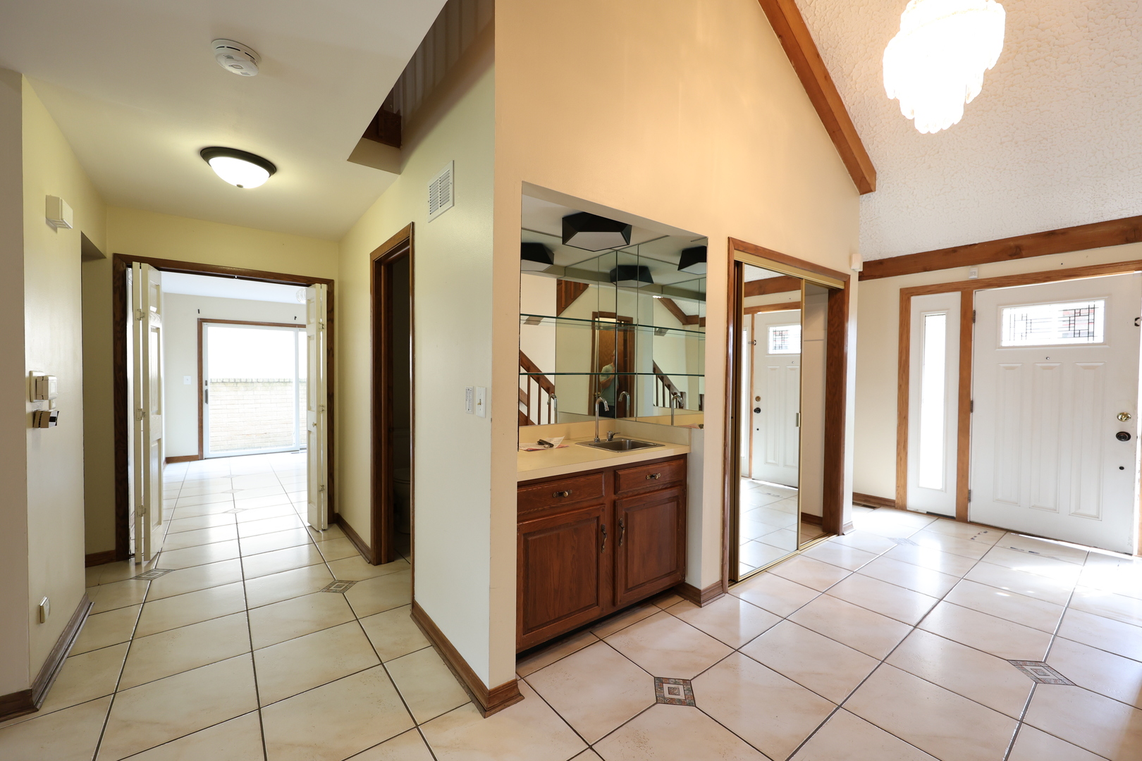 8315 Helen Court, Downers Grove, IL 60516