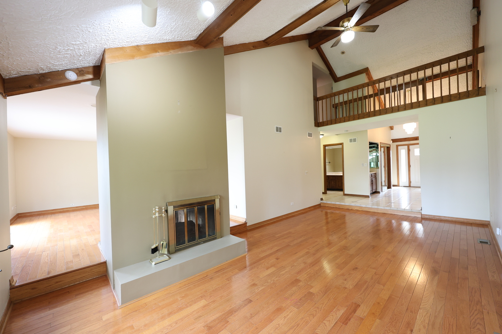 8315 Helen Court, Downers Grove, IL 60516