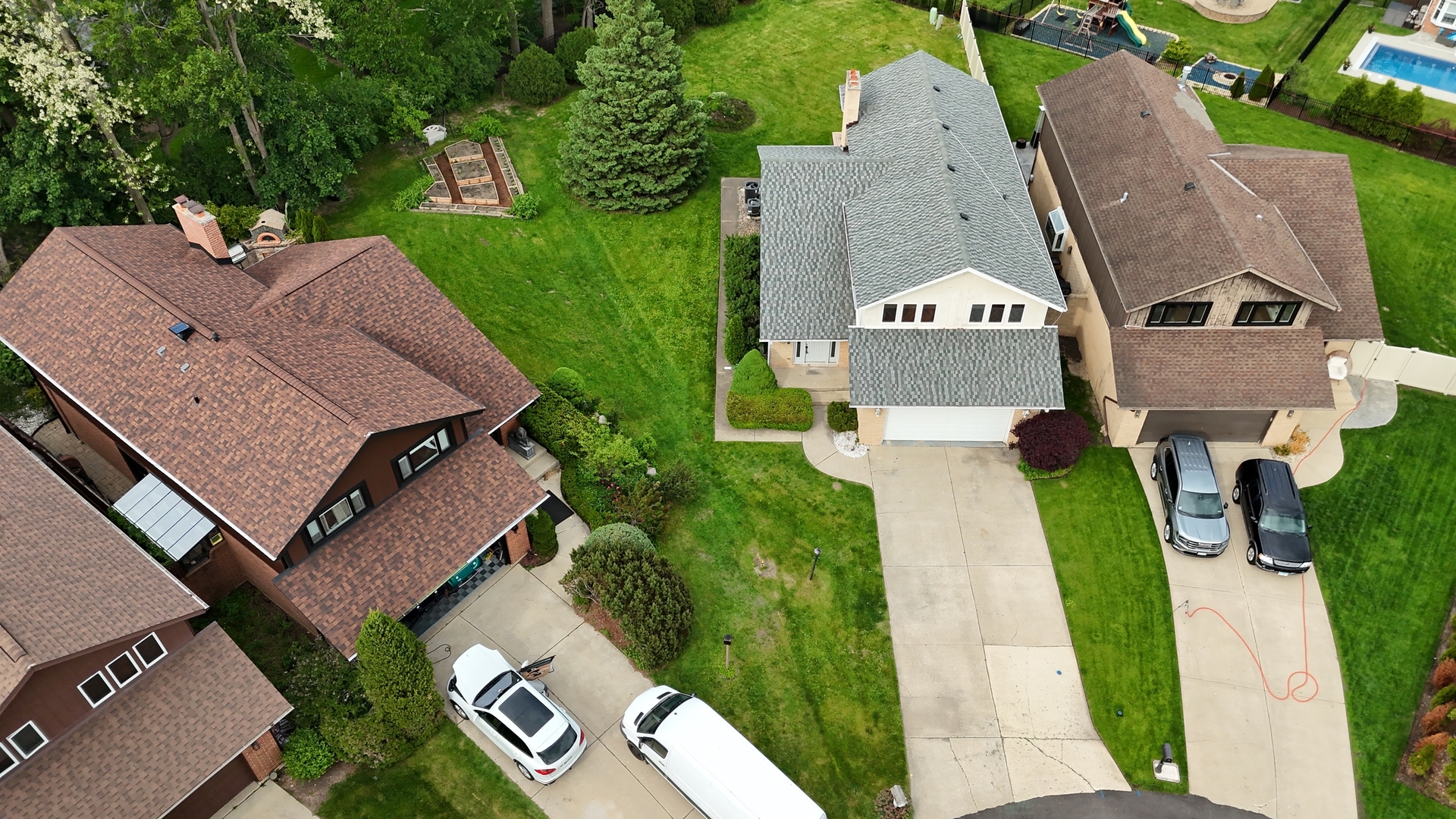 8315 Helen Court, Downers Grove, IL 60516