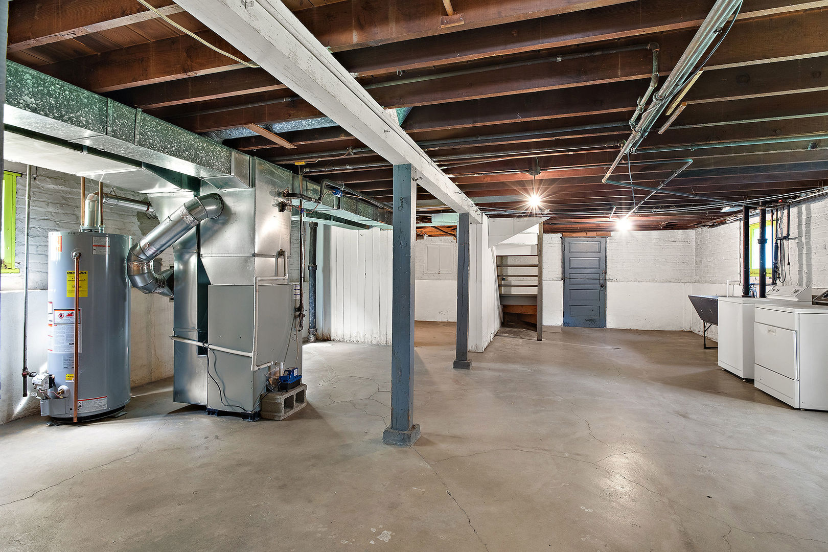 7046 N Osceola Avenue, Chicago, IL 60631