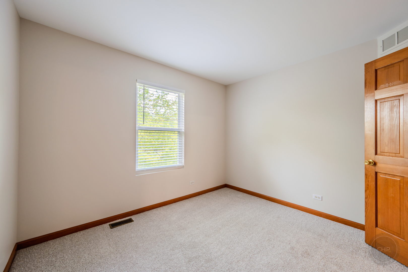 604 BLACKSTONE Court, Aurora, IL 60504