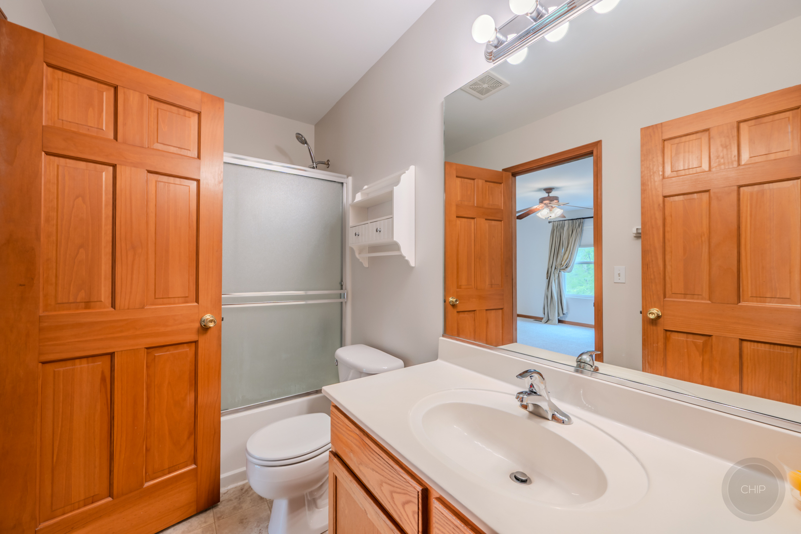 604 BLACKSTONE Court, Aurora, IL 60504