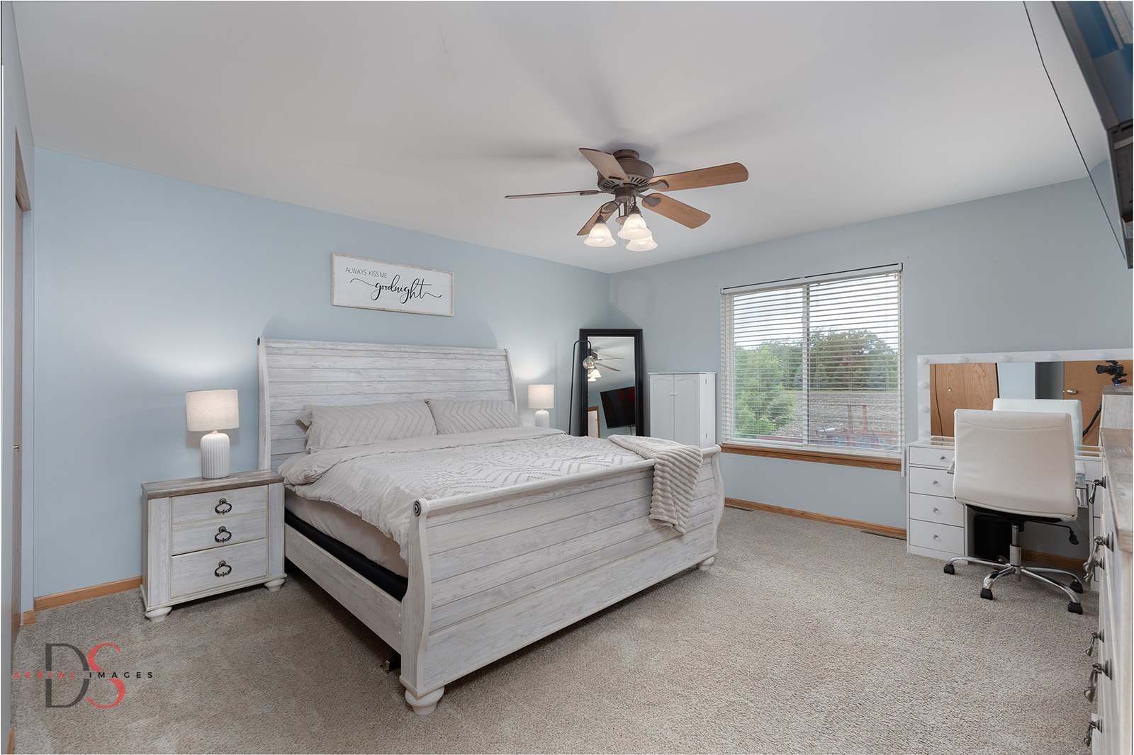 729 River Edge Circle, Ottawa, IL 61350