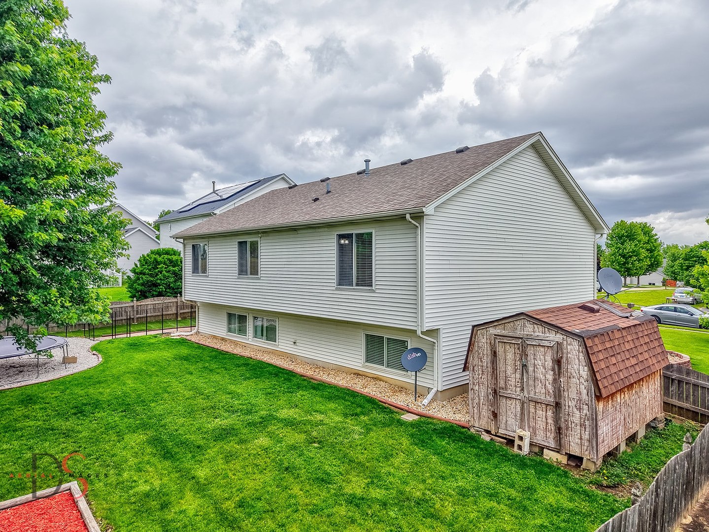 729 River Edge Circle, Ottawa, IL 61350