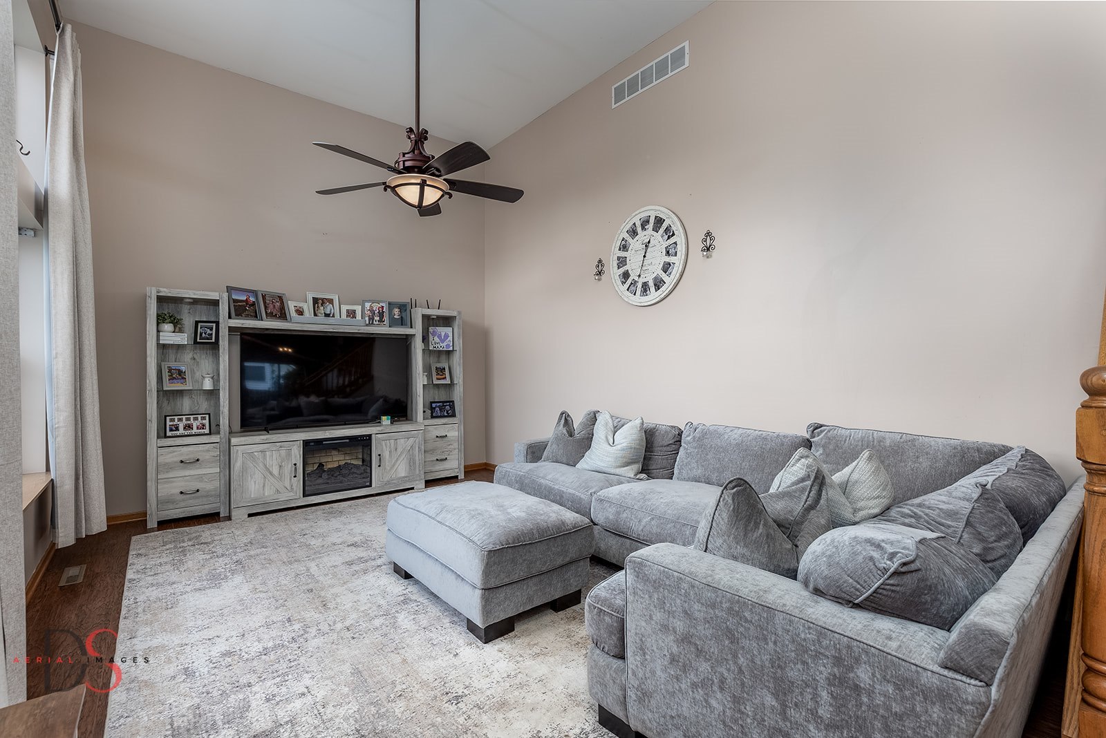 729 River Edge Circle, Ottawa, IL 61350