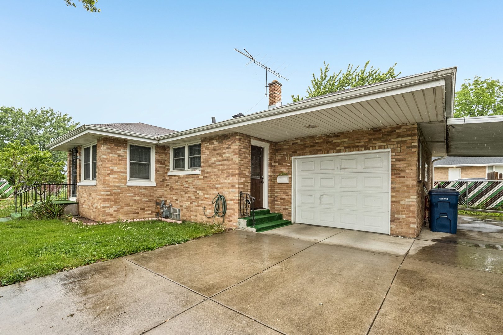 1120 11th Street, North Chicago, IL 60064