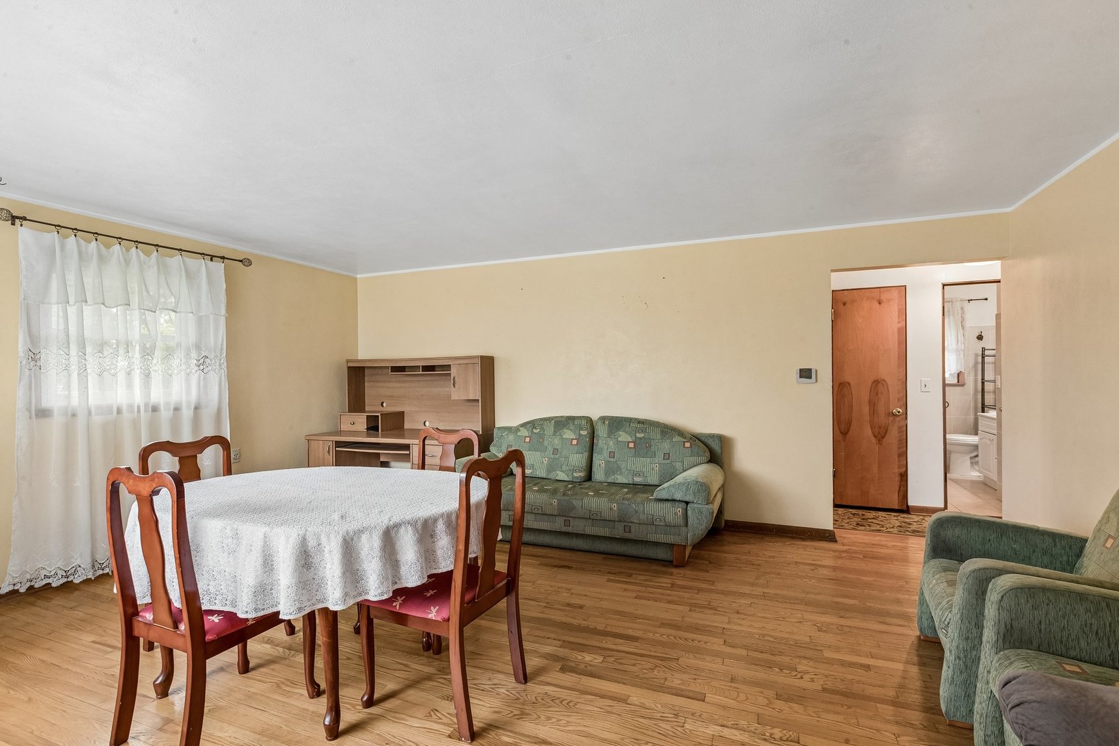 1120 11th Street, North Chicago, IL 60064