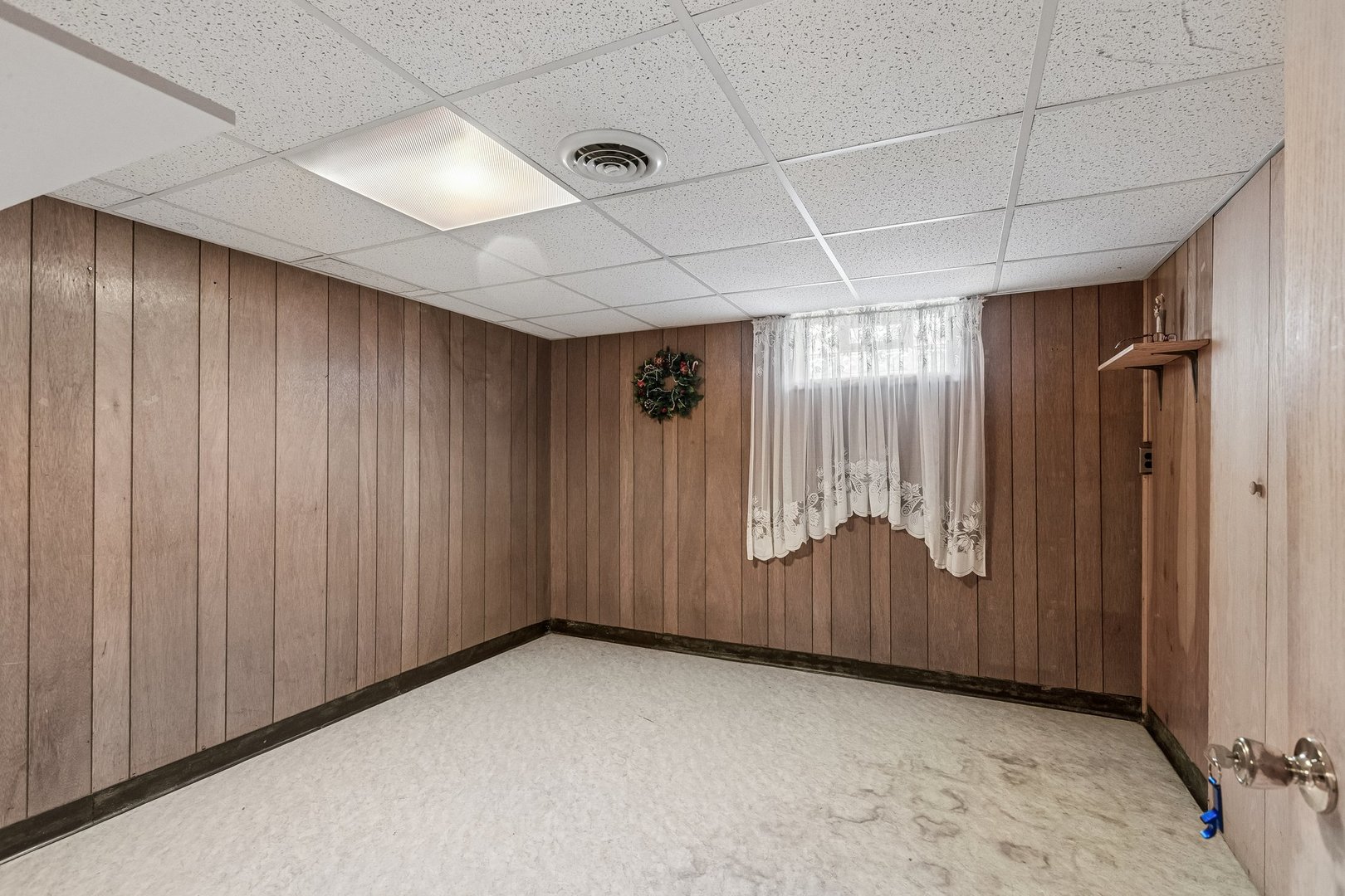 1120 11th Street, North Chicago, IL 60064