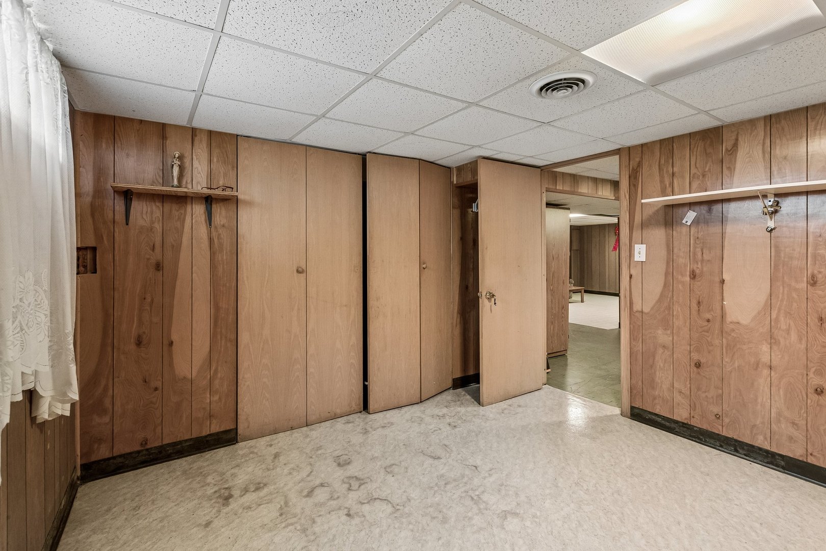 1120 11th Street, North Chicago, IL 60064