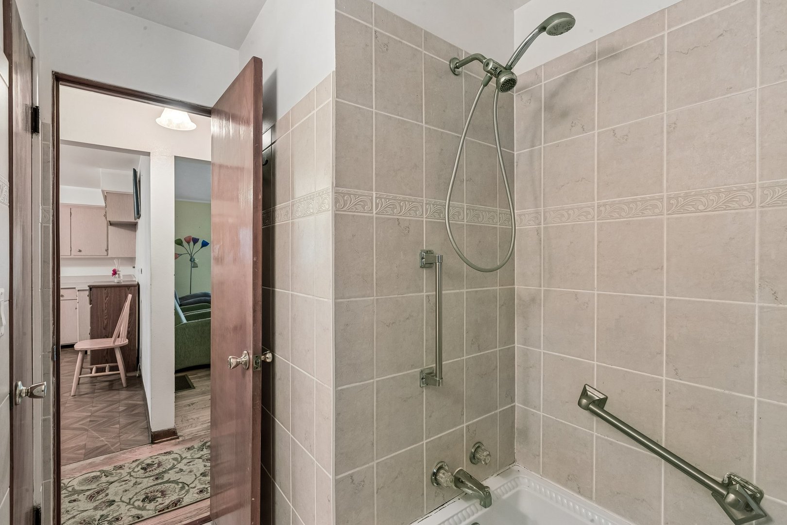 1120 11th Street, North Chicago, IL 60064