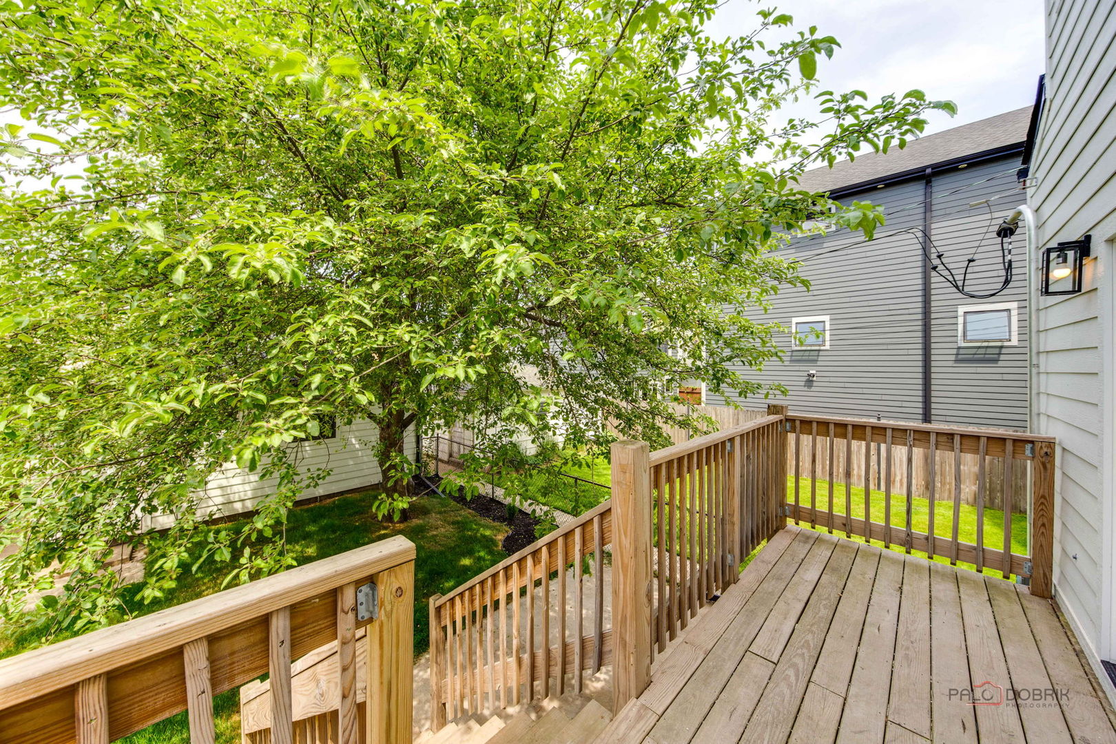 1826 W Farragut Avenue, Chicago, IL 60640