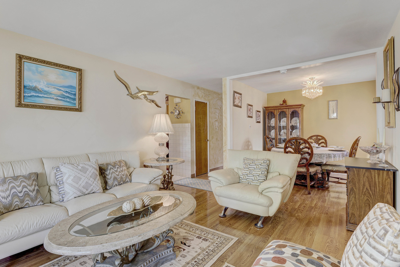 109 Rice Avenue, Bellwood, IL 60104