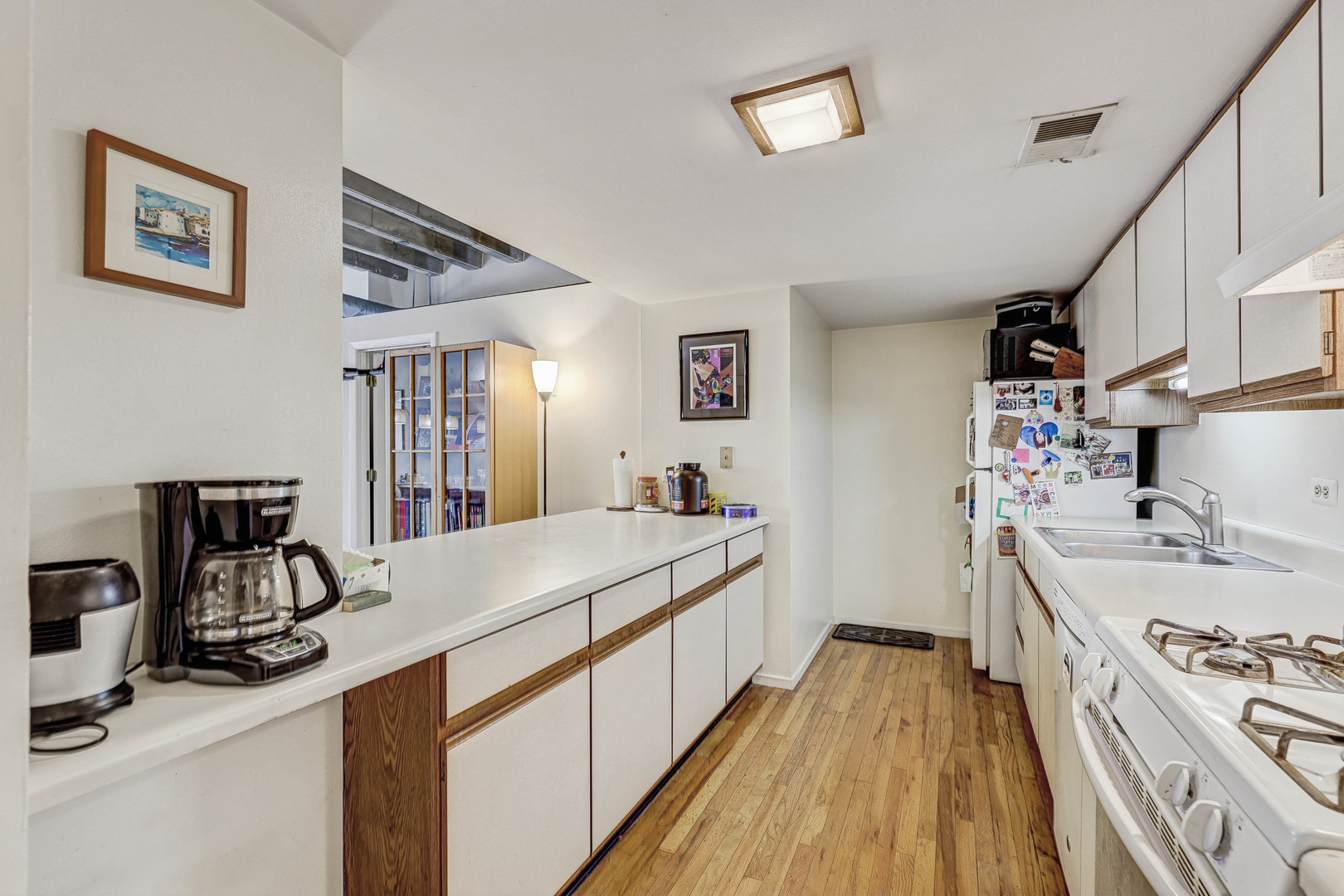 2525 N Sheffield Avenue #2C, Chicago, IL 60614